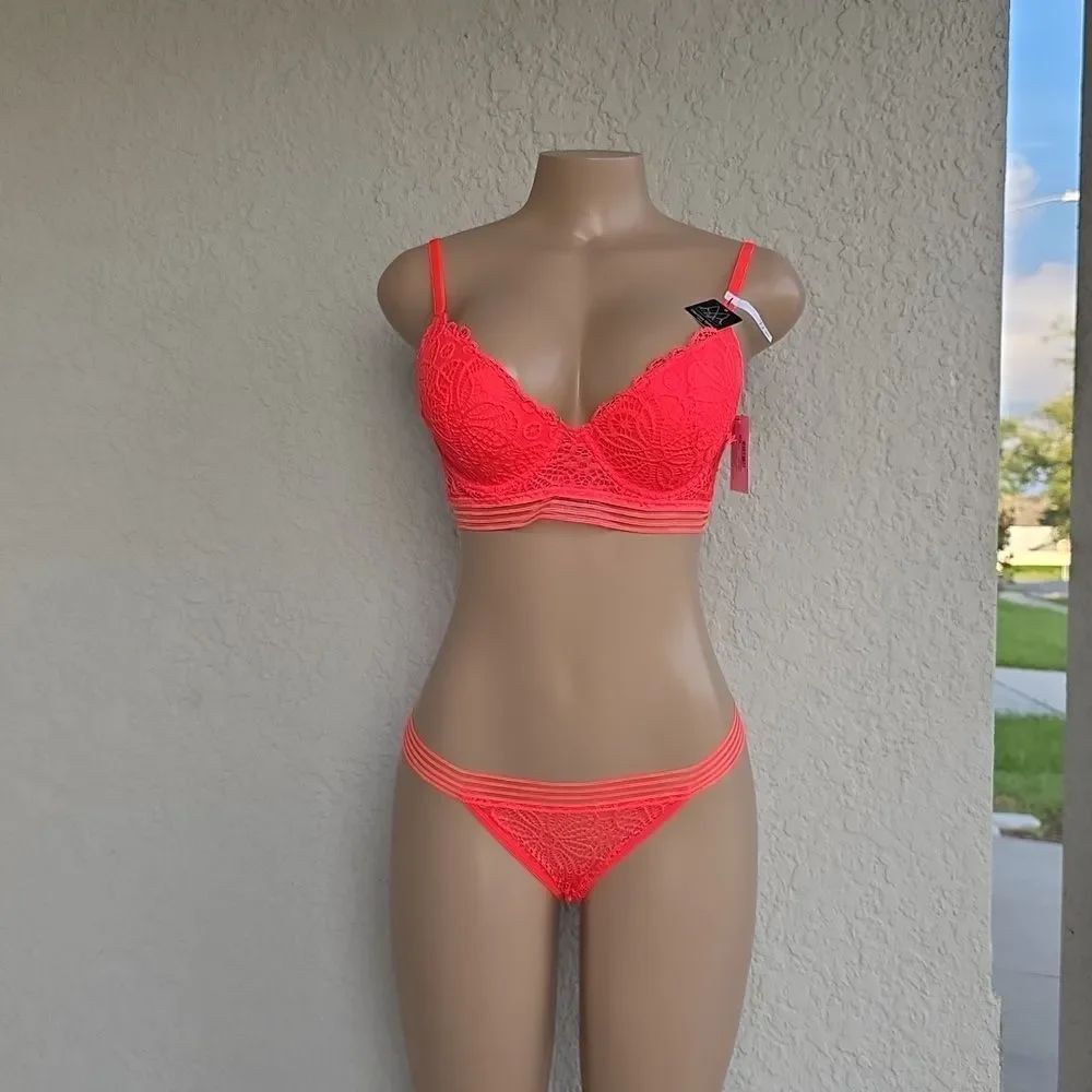BRAND NEW FRENCH AFFAIR LACE BRA & PANTY SET